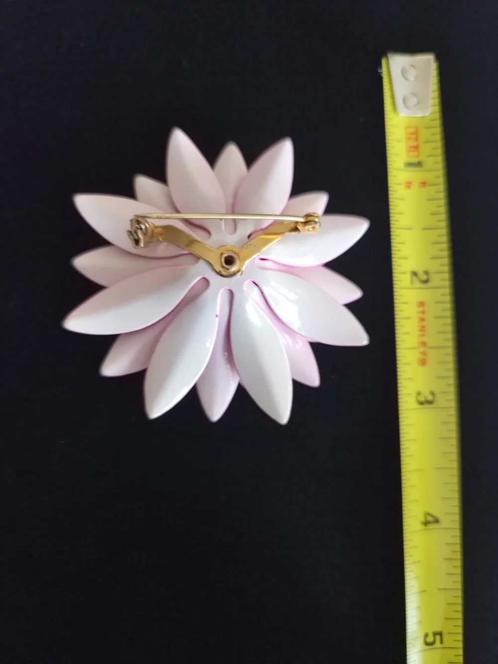 VTG Hot Pink Enamel Dahlia with Layered Pedals  60's/70's Era